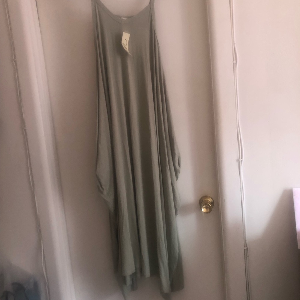 ❤️NWT Urim Asymmetrical Maxi Dress Light Green Size M